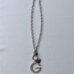 Guess Silver-Tone Crystal 'G' Pendant Necklace Y2K 90’s 00’s